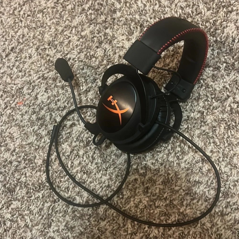 HyperX Core Gaming Headset -Works with PC/PS4 and Xbox One, Nintendo Switch